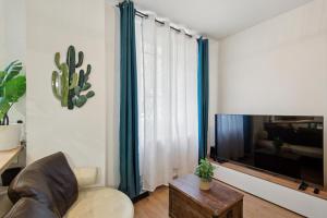 Paris Studio near Eiffel Tower - Metro 6, 8, 12