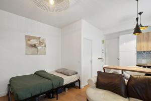 Paris Studio near Eiffel Tower - Metro 6, 8, 12