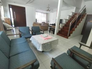 Gambir Semi-D Homestay