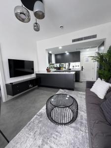 ALLAMANDA by MAKE IT HOME