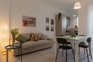 Tripoli White Home by Wonderful Italy