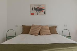 Tripoli White Home by Wonderful Italy