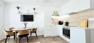 2-room apartment quiet location near the center