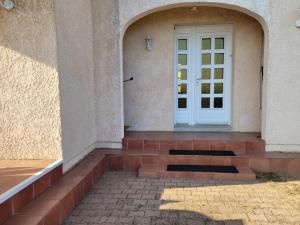 Appartement au calme dans villa proche de Vienne