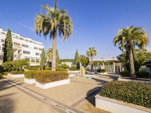 Cubos Santana Golf Apartment & Free Parking