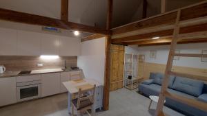 Lučany nad Nisou 804