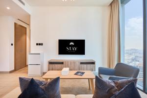 STAY BY LATINEM Luxury 2BR Holiday Home W2013 near Downtown