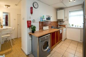 Cozy & Quiet Clapham Apartment