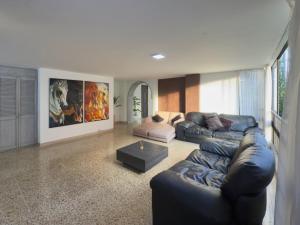 4BR 232 m² apartment in El Poblado, El Tesoro