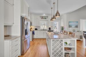 Back Bay 5813 by Wild Dunes