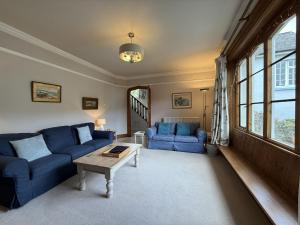 5 Belmont Terrace