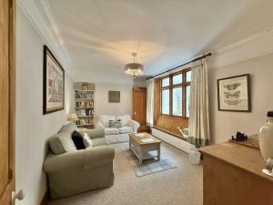 5 Belmont Terrace