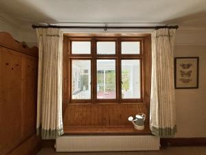 5 Belmont Terrace