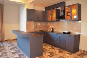 Hill Crest Escapes Pine View Suite