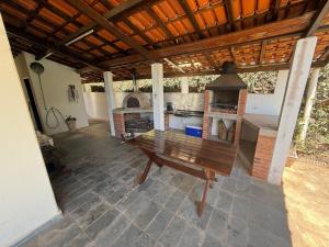 Rancho c piscina, churrasqueira, natureza e lazer