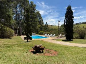 Rancho c piscina, churrasqueira, natureza e lazer
