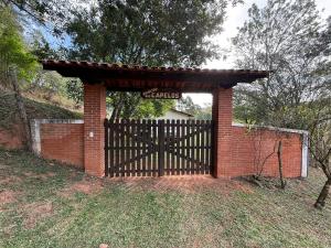 Rancho c piscina, churrasqueira, natureza e lazer