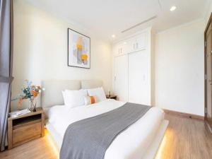 Landmark Phoenix Apartment