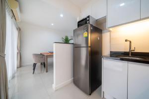 Happy 3 bedroom Townhouse Laguna Park