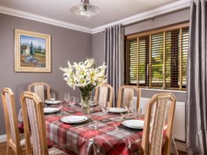 4 Bed in Ystradgynlais BN343