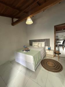 Pousada Flat com jacuzzi privativa aquecida 300 m da Praia e Roda Gigante