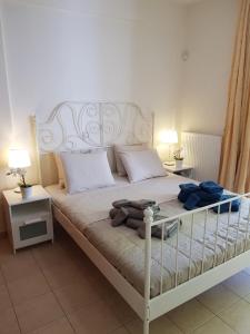 Seaside Paradise - Elegant & Modern Apartment in Nea Makri