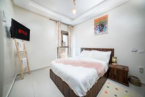 Beach view apartment & surf Agadir