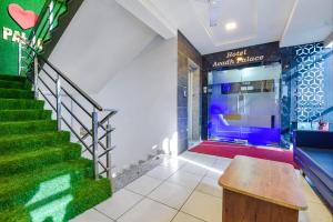 Hotel Avadh Palace, Subhash Bridge, RTO Circle, Ahmedabad