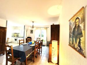 Maison 5 pièces 6 personnes à 10 minutes des plages - BLEIZ