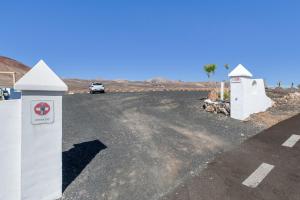 Pura Vida - Ventanas De Lanzarote