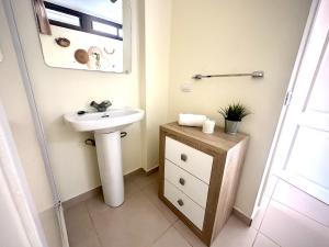 Seafront Serenity Suite by Deihu Experiences