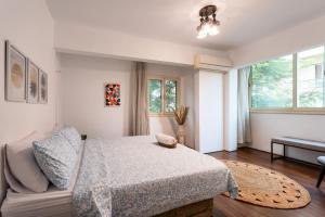 Modern Retreat with Smart TV and 2min to Nile corniche