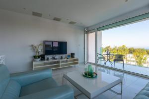 Modern seafront apartment