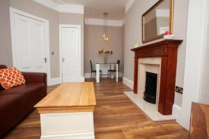 Stunning Edinburgh Central apartment 5 mins walk to city centre