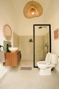 5-BR Villa with Pool & Kids Playground in Kuta