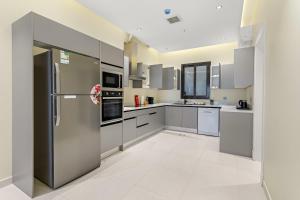 Luxurious 3BR Apartment in Alyasmeen NZL267