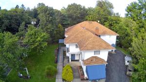 Cozy One-Bedroom Retreat in the Heart of Smithtown