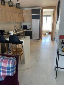 Bright & cozy studio in Oasis, close to train station