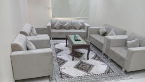 سويت اليمامه للشقق المخدومه