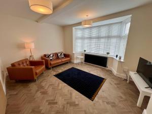 3 The Royal Serviced Apartments, Harwich -Ground Floor-Parking -Wifi