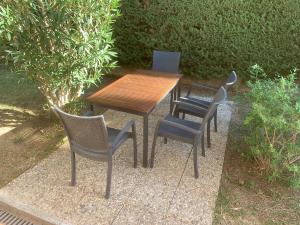 3 bed, 2 bath villa, private pool, quiet area