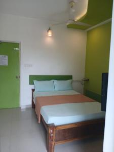 Spring Valley Hotels next Kims Hospital