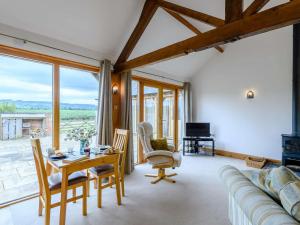 1 Bed in Broadway 36842