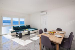 Crystal Holiday Home