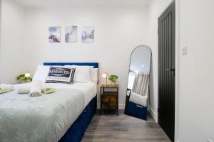 Bedford Short and Long Stay, Free Wi-Fi, Parking & Sleeps 8