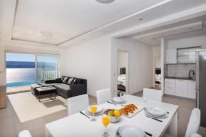 Crystal Holiday Home