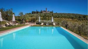 Historic Farmhouse Overlooking San Gimignano