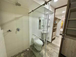 hito 201- Amplio y comodo Apartamento en Laureles