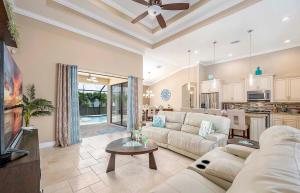 Carpe Diem - Pinnacle Builder Signature Home
