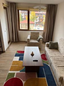 Snow Apartment Bansko Home2Host
